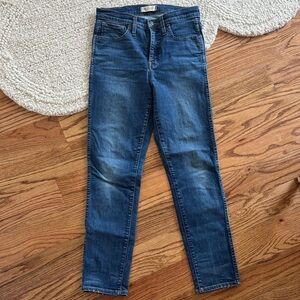 Madewell Women's Straight Leg Jeans in Blue